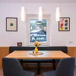 Apartmán Grosses Fuer 10 Personen Mit Kachelofen & Bergblick *