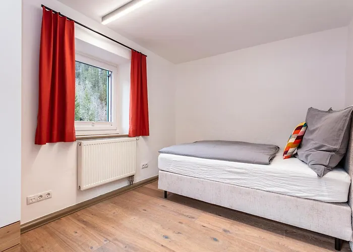 Berggefluester 公寓 *